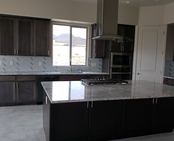 Custom kitchen countertop installation